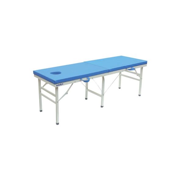 Collapsible massage Bed