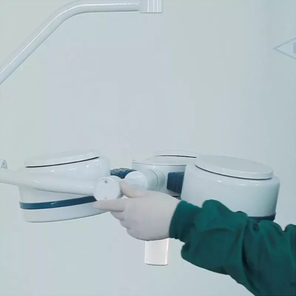 Dual Head Ceiling Mounted OT Light - Image 5