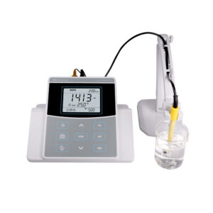 820 Series Benchtop pH/Cond. Meter
